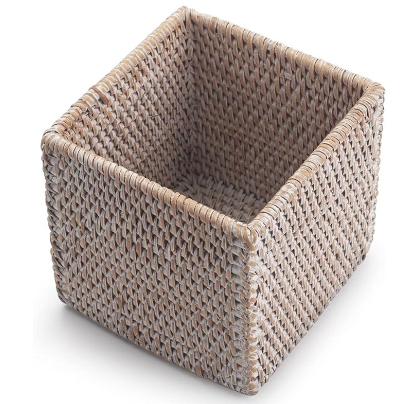 Square Rattan Tissue Box Cover, Hand Woven Wicker Tissue Holder, 5.5 x 5.5 X 5.7 inches, Honey Brown