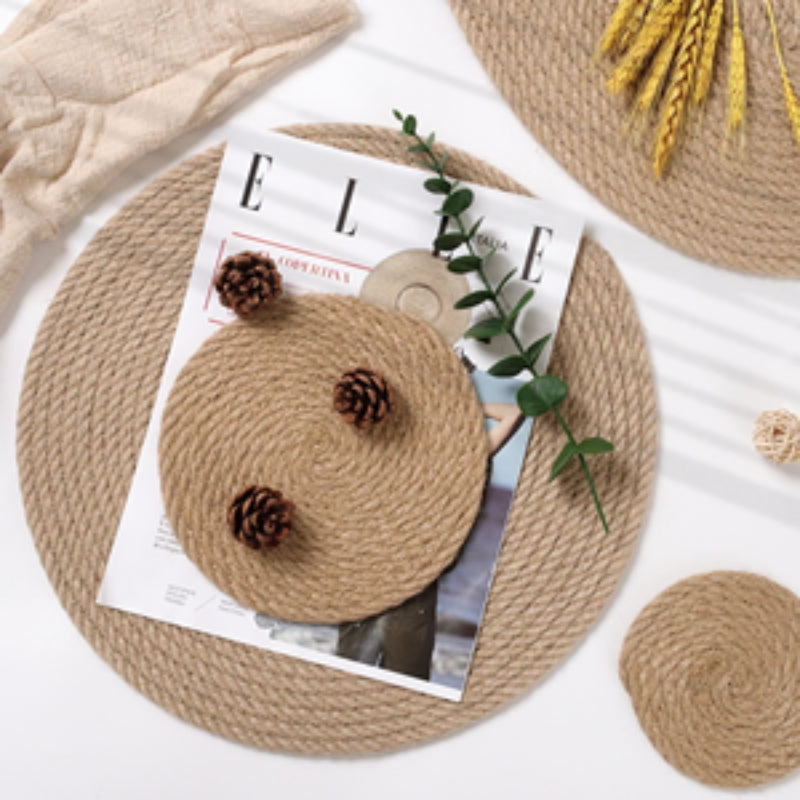 Set of 6, Round Woven Placemats, Natural Braided Straw Table Mats, Weave Aquatic Placemats for Dinning Table, Christmas Placemats, 11.8 inch