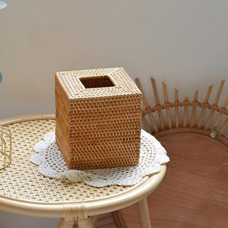 Square Rattan Tissue Box Cover, Hand Woven Wicker Tissue Holder, 5.5 x 5.5 X 5.7 inches, Honey Brown