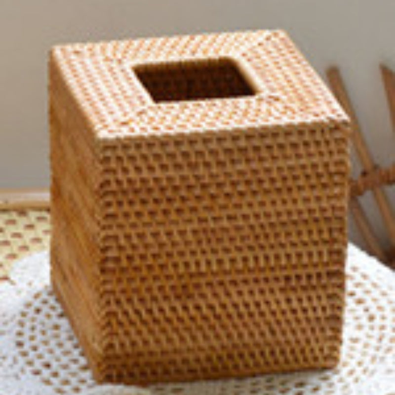 Rattan Square Tissue Box Cover, 5.7" x 5.7" x 5", Decorative Woven Facial Tissue Holder with Hinged Top Lid, Natural Color