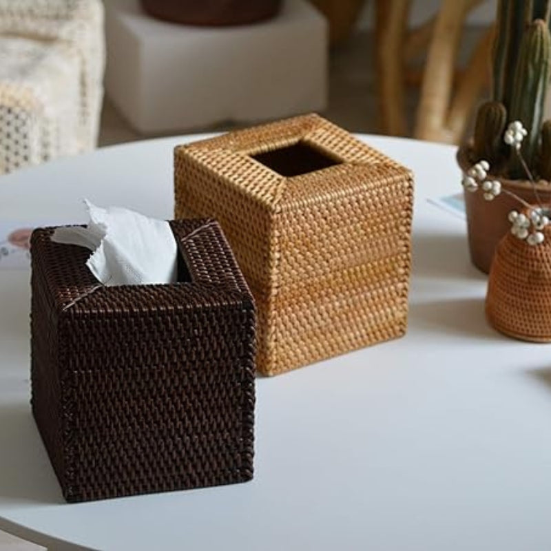 Square Rattan Tissue Box Cover, Hand Woven Wicker Tissue Holder, 5.5 x 5.5 X 5.7 inches, Honey Brown